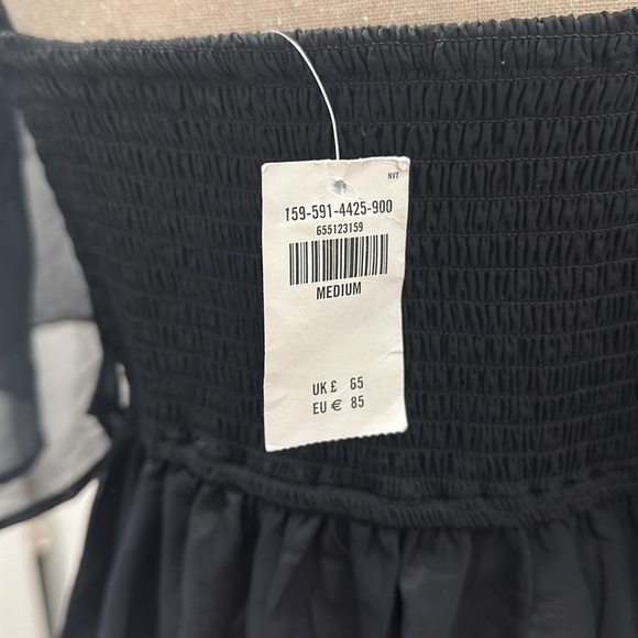 NWT Abercrombie Emerson Satin Dress - Picture 4 of 4